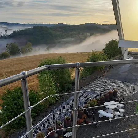 Apartman 5 Naehe Badesee Mit Bergblick Bergneustadt