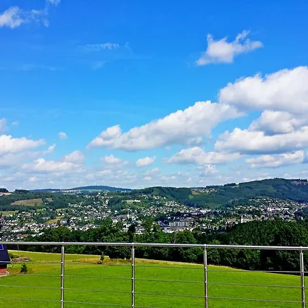 Naehe Badesee Mit Bergblick *