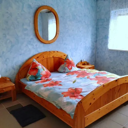 Naehe Badesee Mit Bergblick Apartmán *