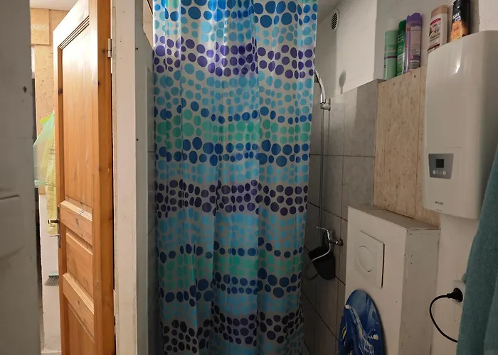 Appartement 5 Monteur-ferienwohnungen Naehe Badesee Mit Bergblick *