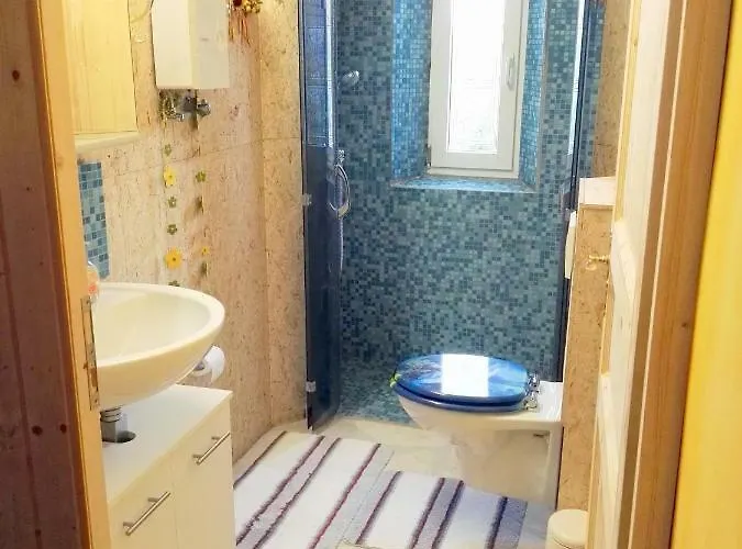 5 Monteur-ferienwohnungen Naehe Badesee Mit Bergblick Appartement