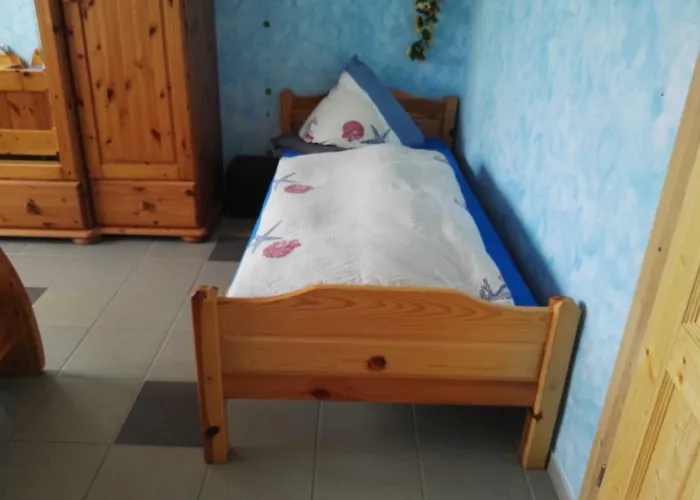 5 Monteur-ferienwohnungen Naehe Badesee Mit Bergblick Appartement